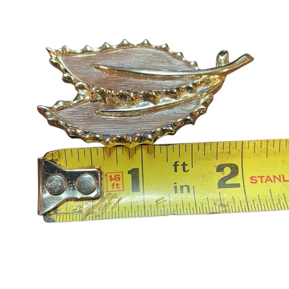 VTG‎ Sarah Coventry Gold and Brown Brooch Pin Double Leaf Jewelry 1970's